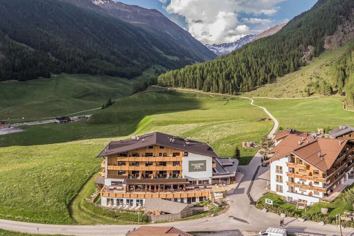 Hotel 156 of 172