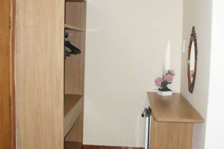 Room 10 of 47