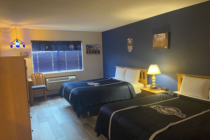 Room 19 of 106