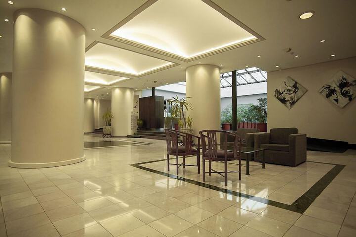 Business Center 44 of 44