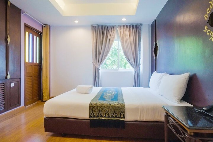 Room 15 of 51