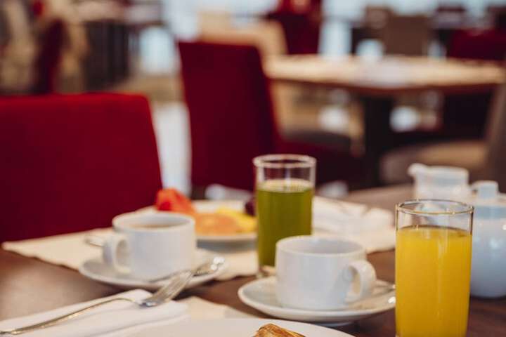 Breakfast/Coffee Service 45 of 109