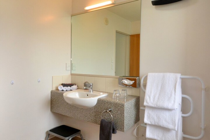 Clean Restrooms