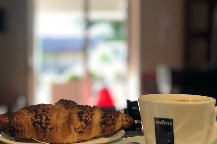 Breakfast/Coffee Service 21 of 36
