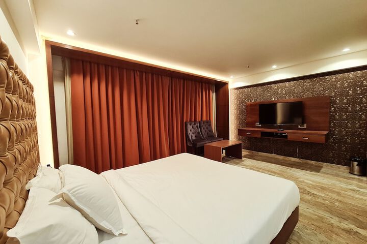 Room 17 of 58