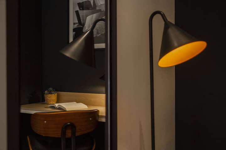 Room 10 of 29