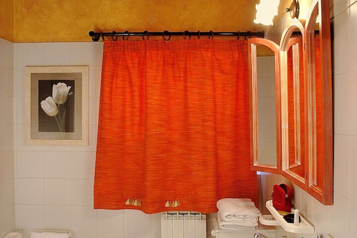 Room 15 of 52