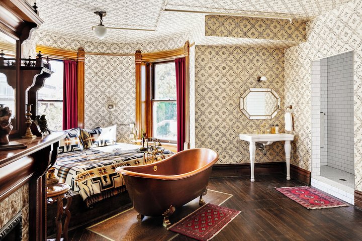 Room 14 of 25