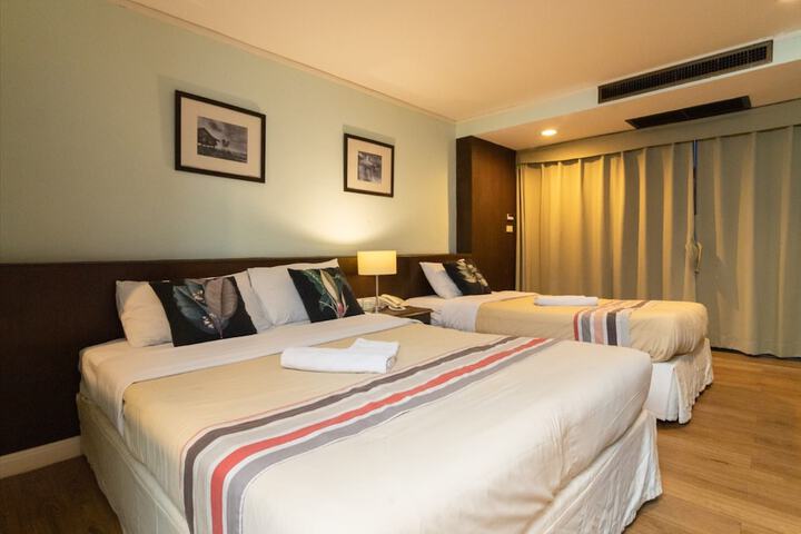 Room 29 of 61