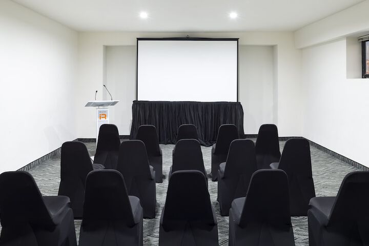 Meeting 35 of 40