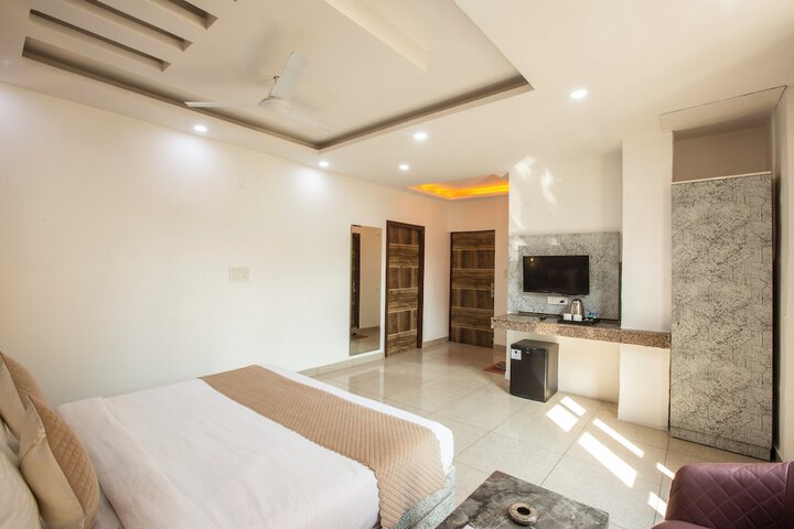 Room 7 of 22