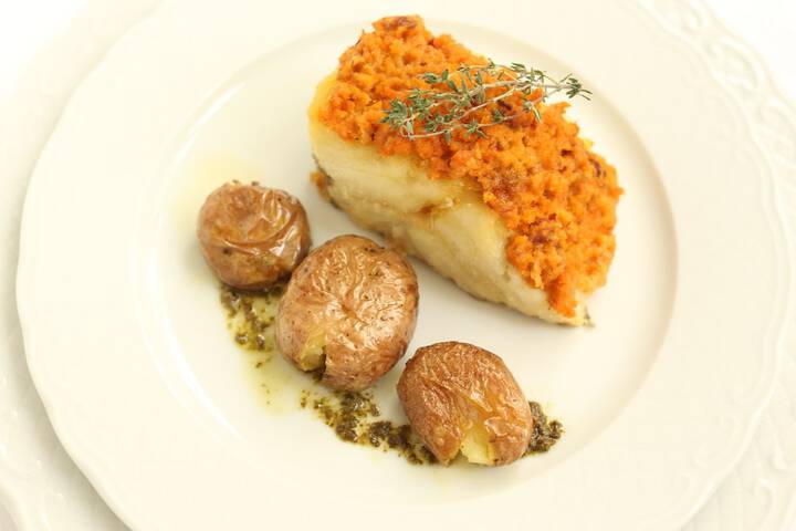 Dining 58 of 105