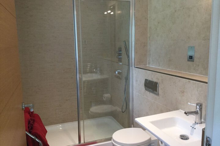 Room 16 of 21