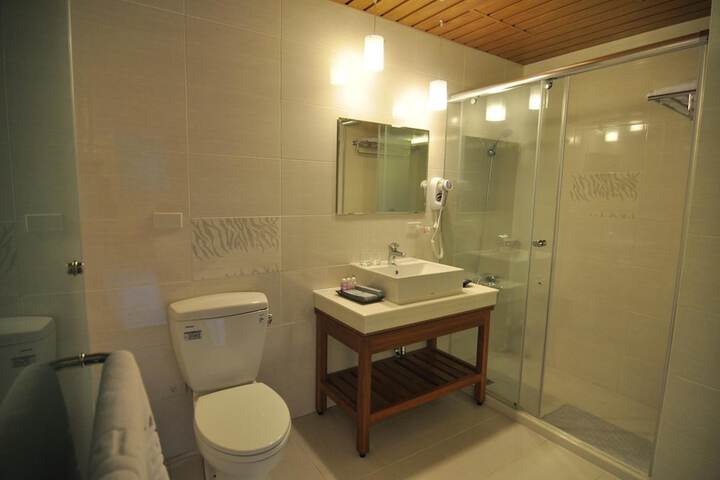 Clean Restrooms