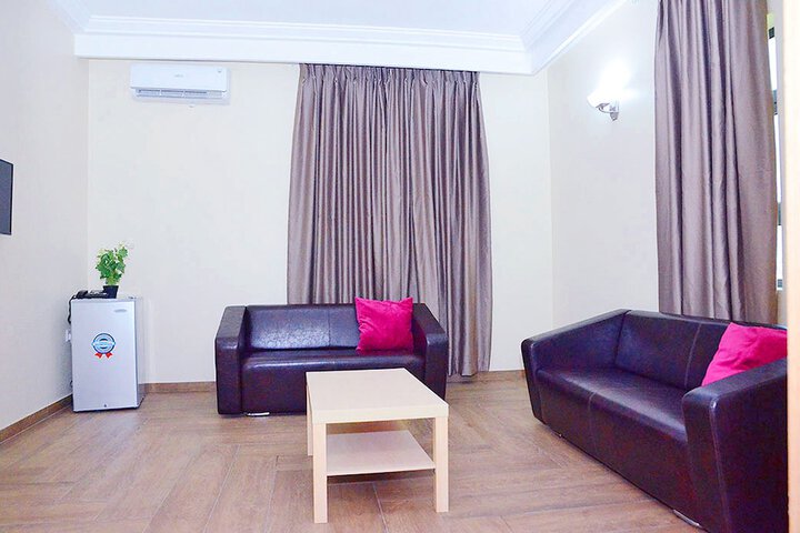Room 19 of 44