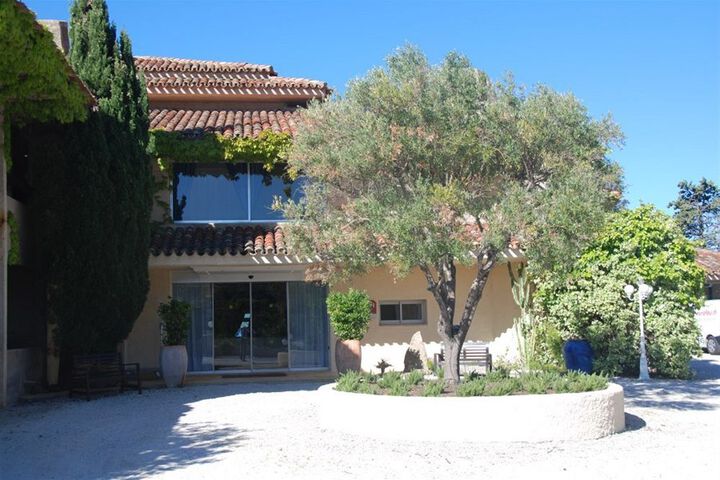 Le 83 Hôtel - Le Lavandou