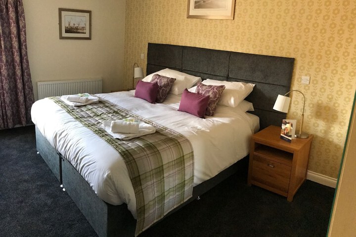Room 7 of 164