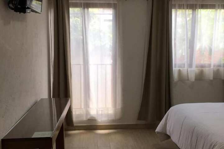 Room 13 of 52