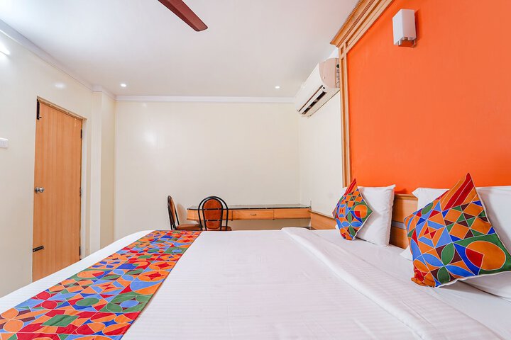 Room 14 of 30