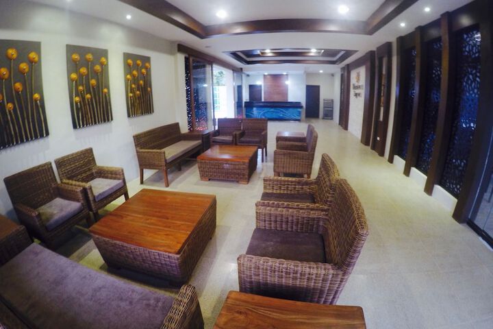 Hotel 2 of 68