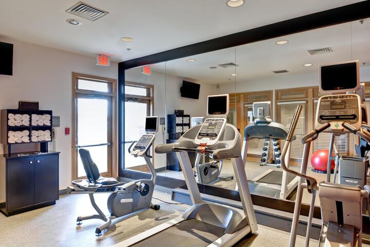 Hotel Gym Photos