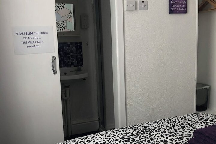 Room 17 of 67