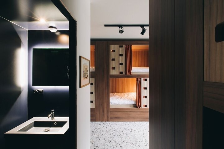Room 34 of 55