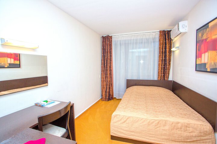 Room 3 of 57