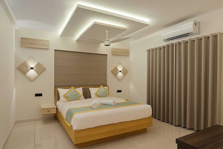 Room 25 of 58