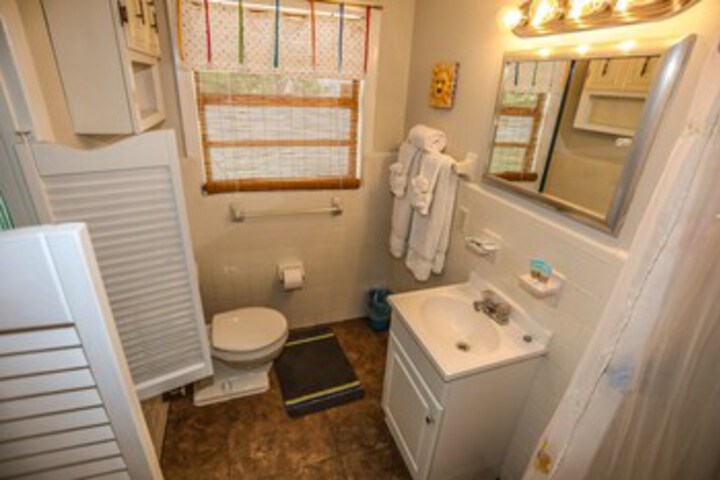 Room 4 of 22