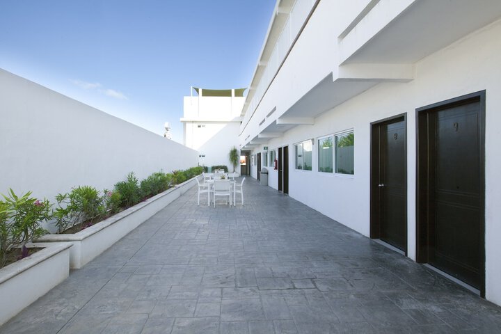 Terrace/Patio 29 of 30
