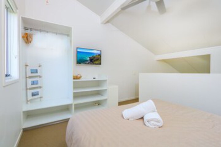 Room 16 of 20