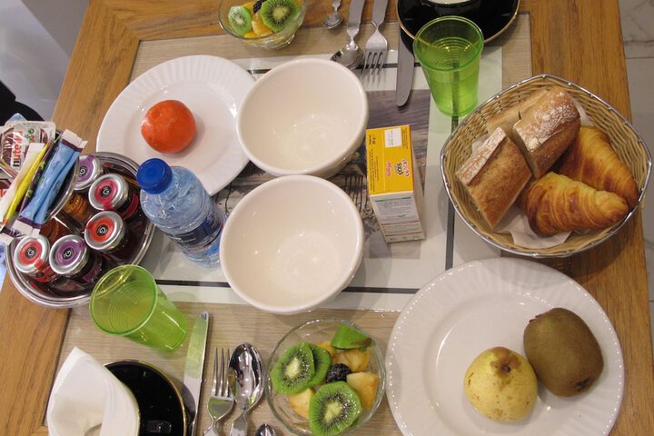 Breakfast/Coffee Service 50 of 62