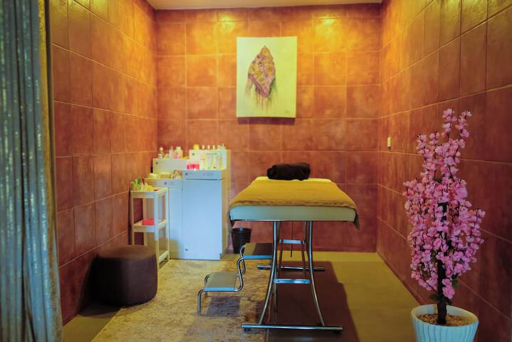 Spa 55 of 70