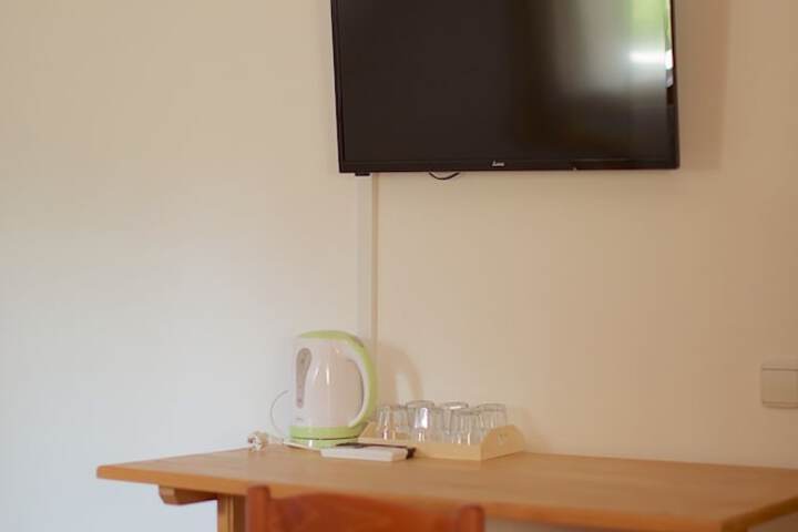 Room 6 of 61