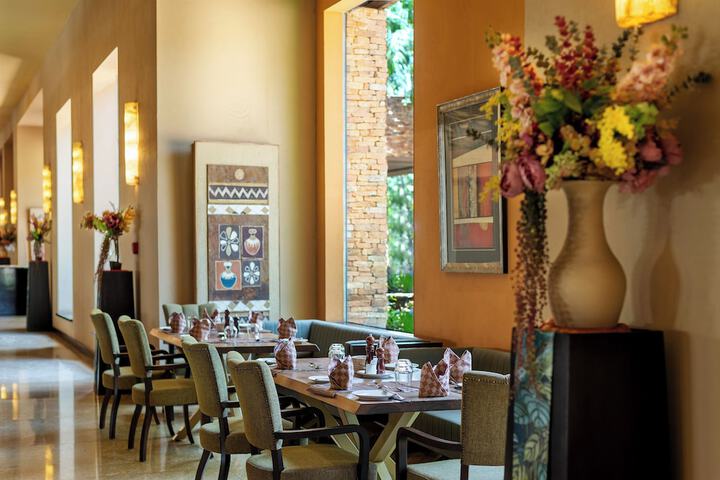 Dining 141 of 173