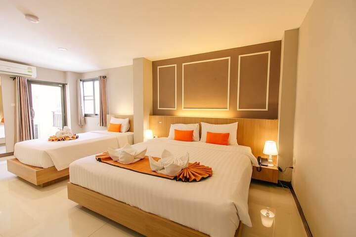 Room 37 of 174