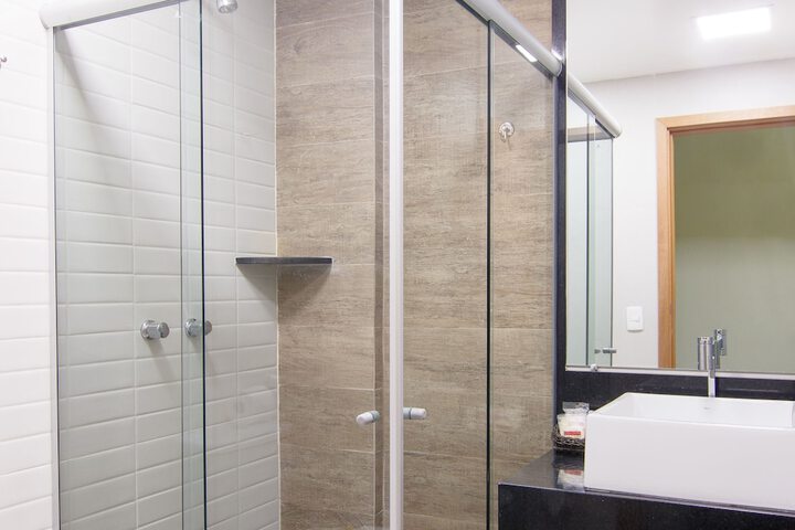 Room 25 of 125