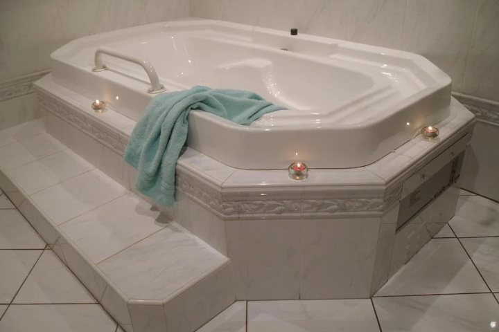 Spa 2 of 5