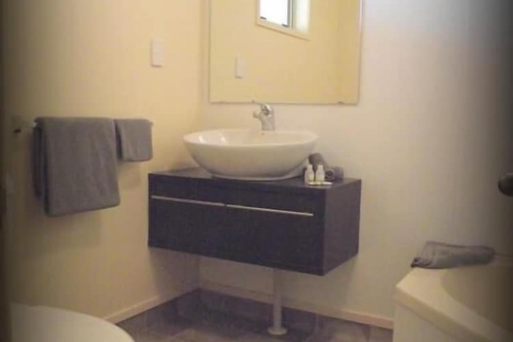Room 2 of 39