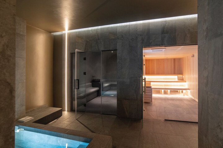 Spa 20 of 42