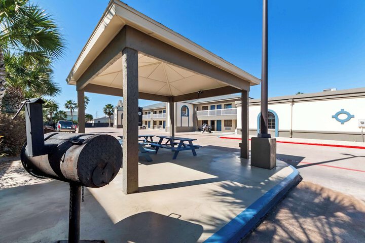 BBQ/picnic area