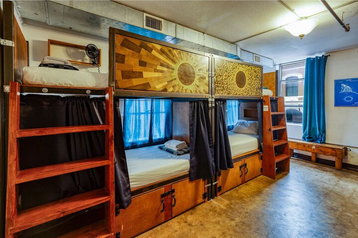 Room 36 of 65