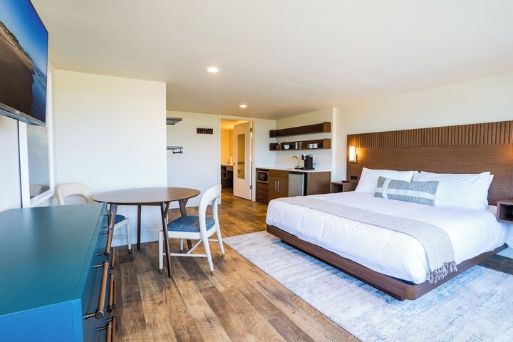 Room 8 of 72