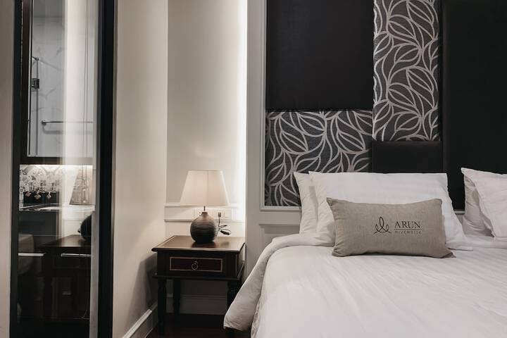 Room 3 of 57