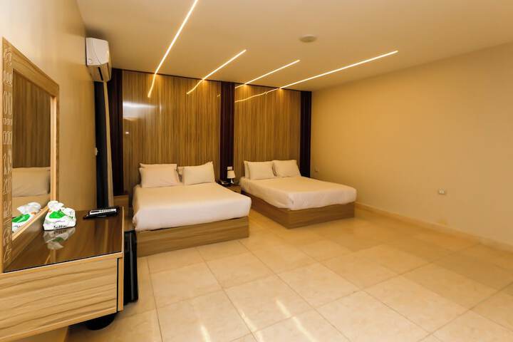Room 140 of 284