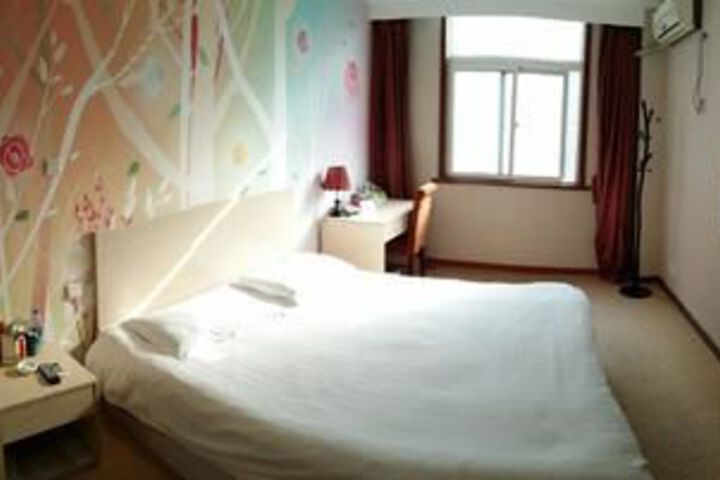 Room 18 of 30
