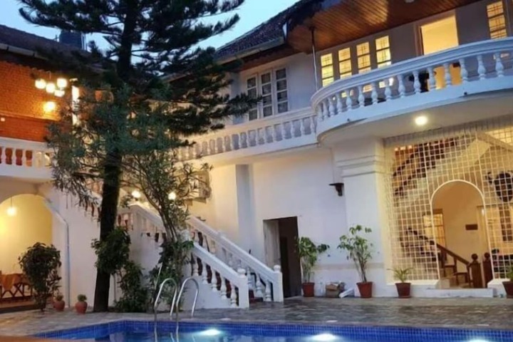 Abad Dutch Bungalow