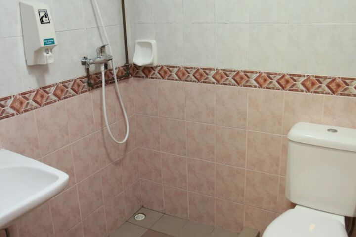 Clean Restrooms