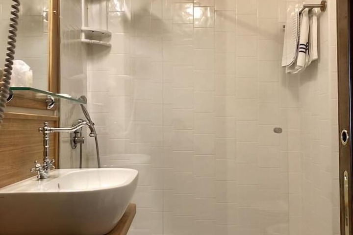 Bathroom Interior Photo